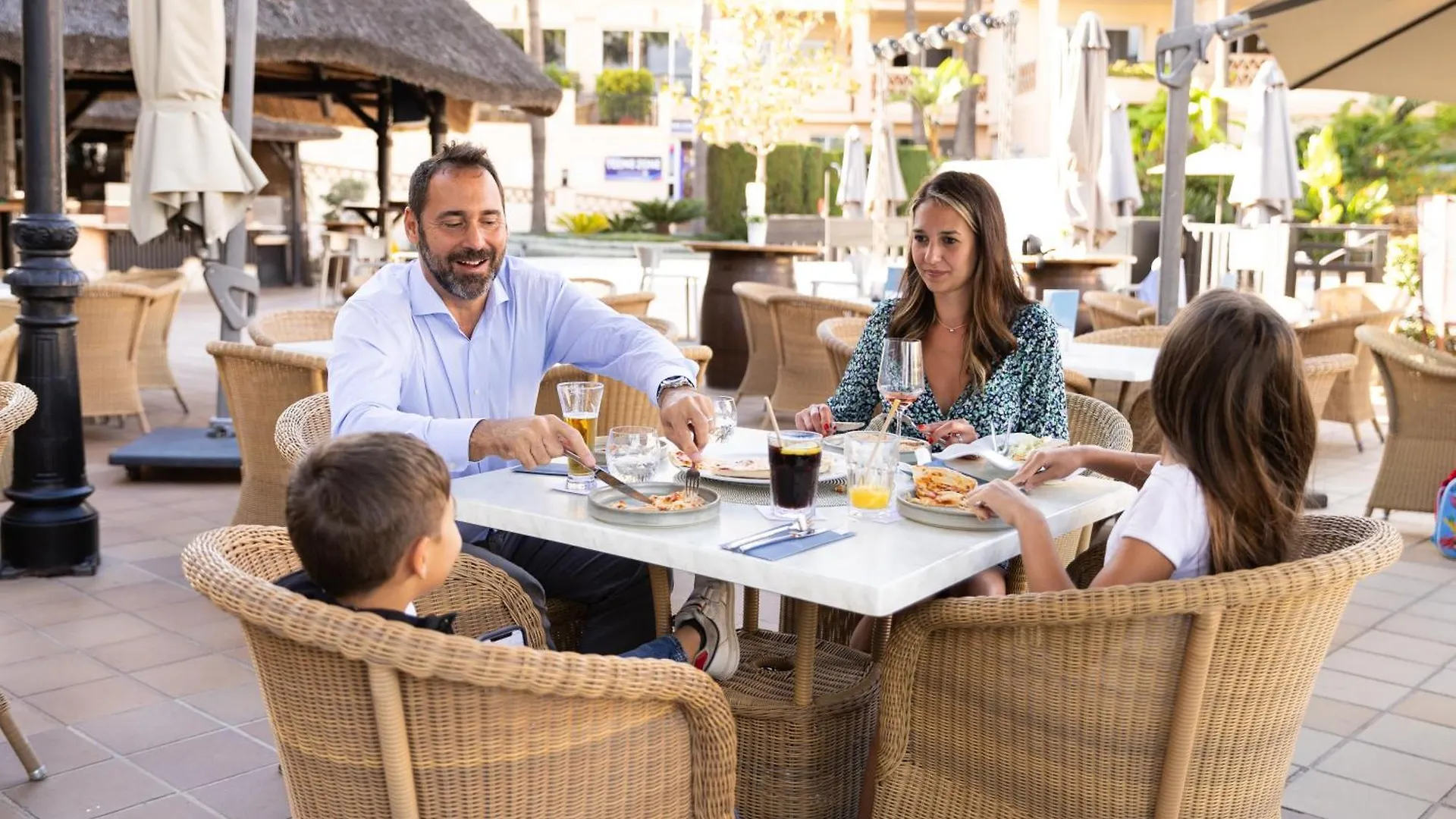 Wyndham Grand Costa Del Sol Aparthotel El Faro