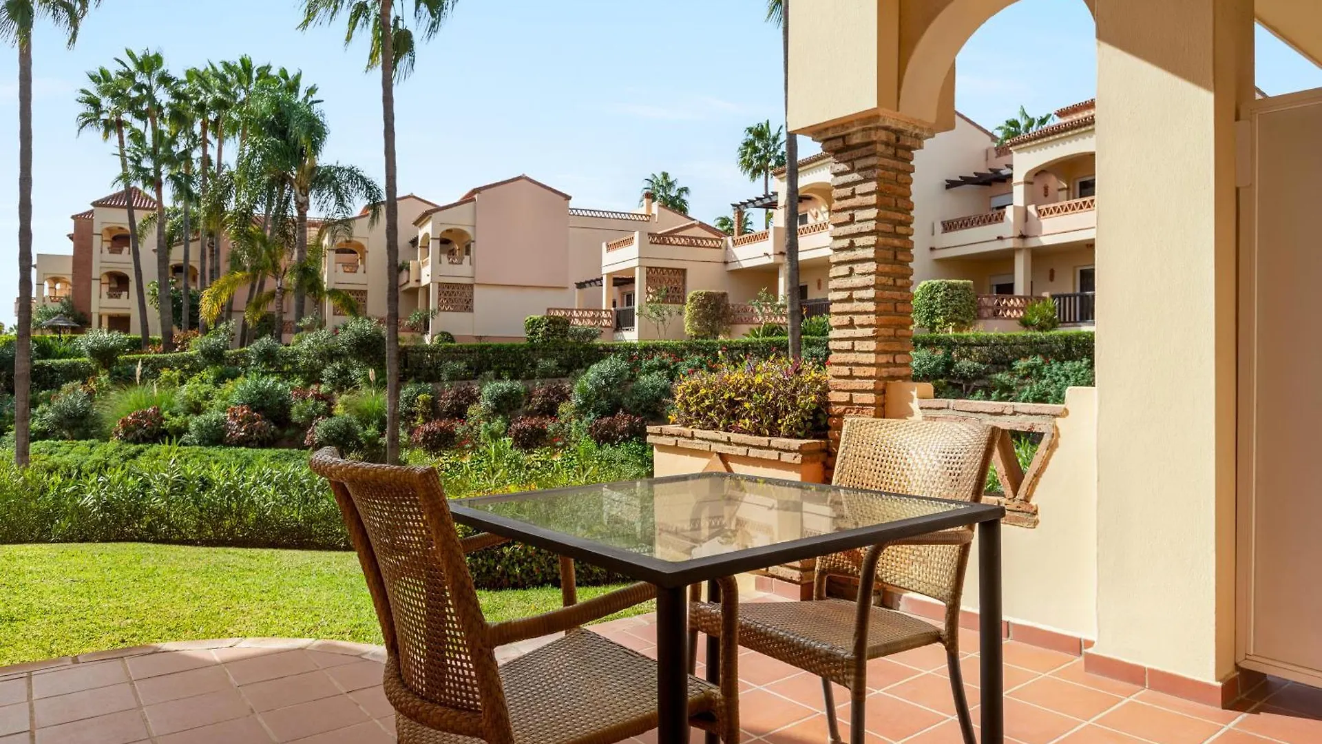 Wyndham Grand Costa Del Sol Aparthotel El Faro