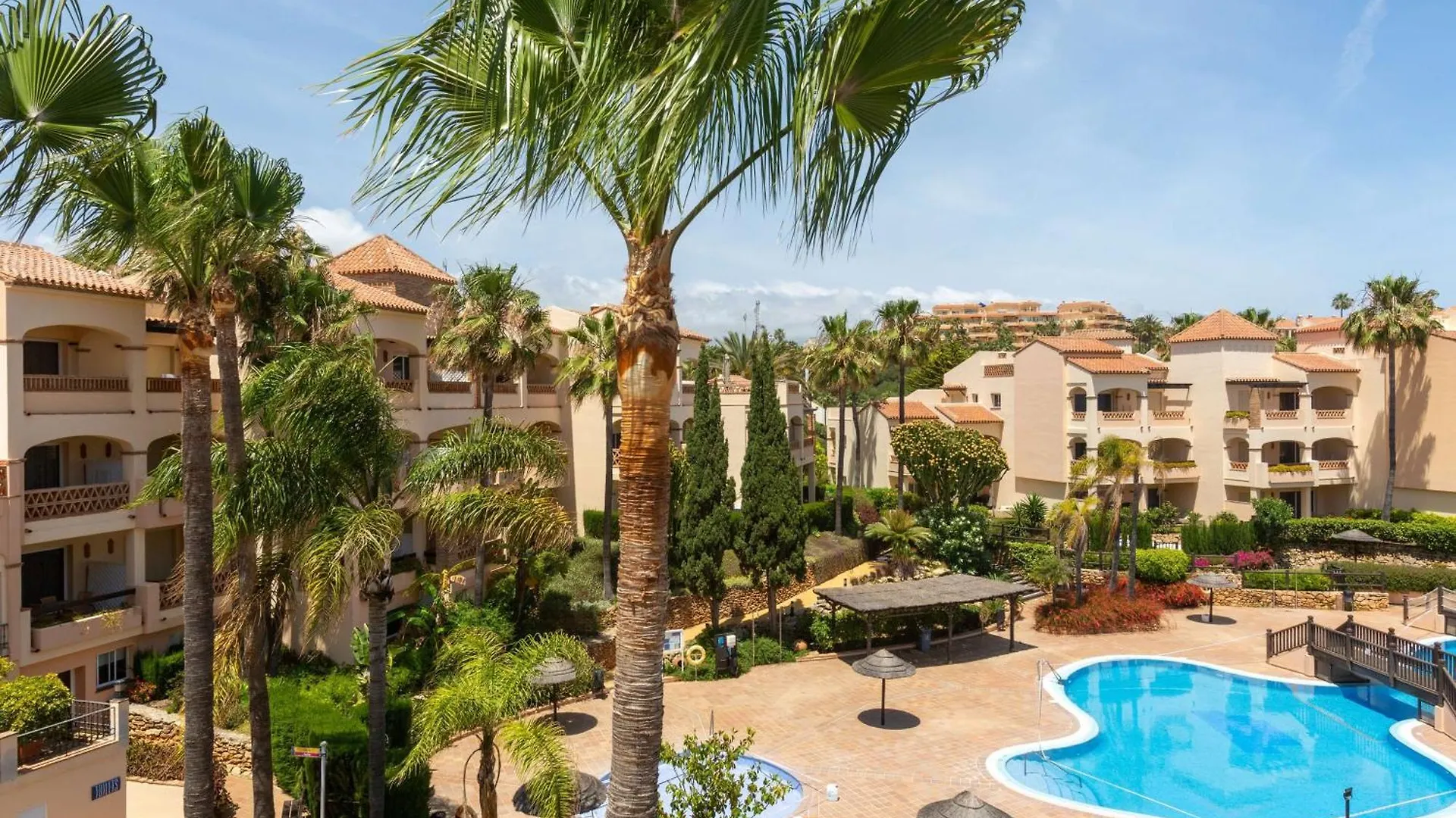 Wyndham Grand Costa Del Sol Aparthotel El Faro