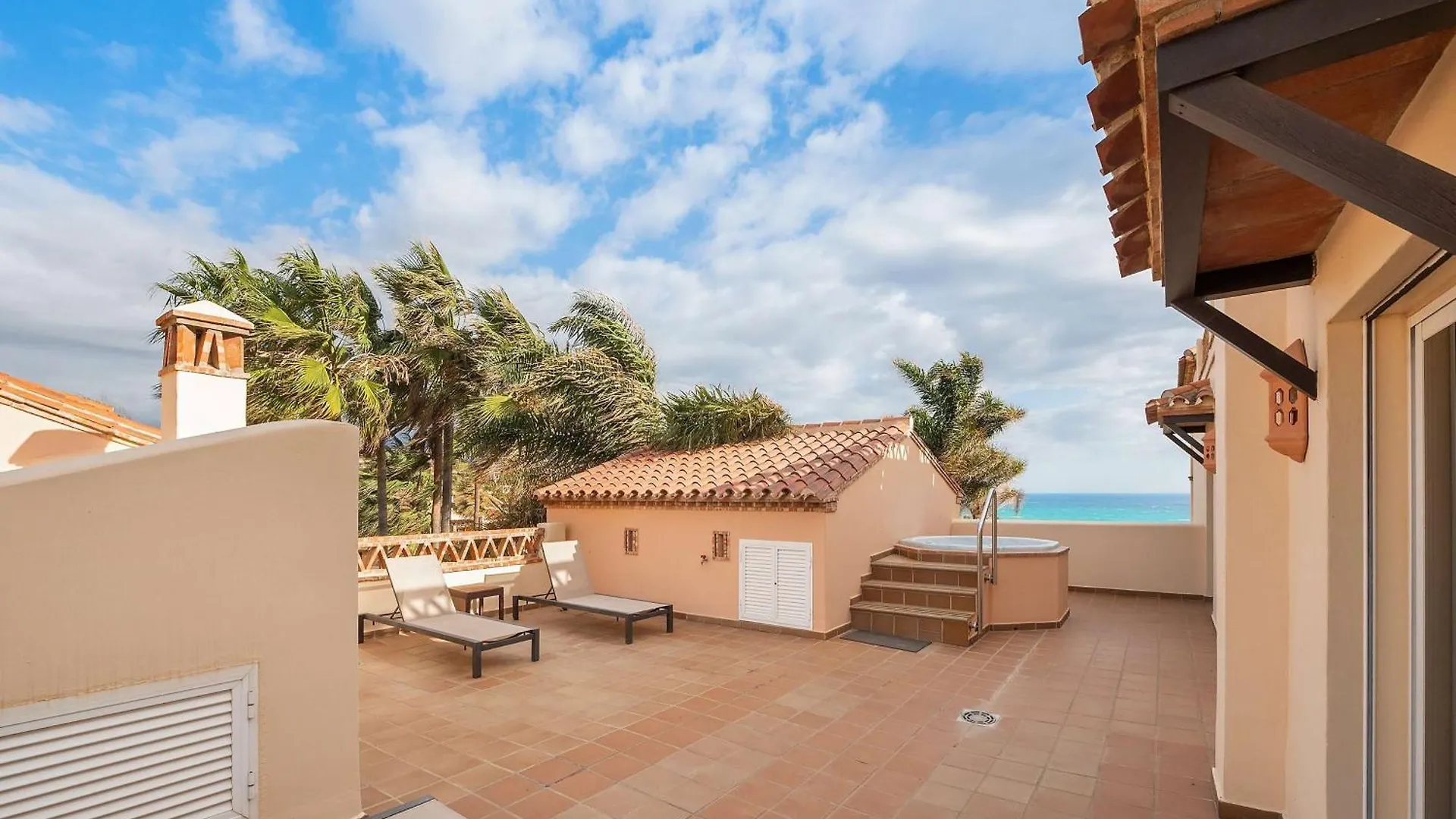 Wyndham Grand Costa Del Sol Aparthotel El Faro